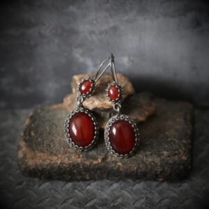 Baroque Red Female Temperamental Long Eardrops