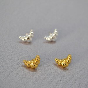 Japanese Minority Design Simple Personality Croissant Stud Earrings
