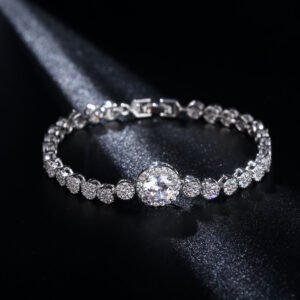 Women's Simple Fashion Hollowed-out Rhinestone Zircon Bracelet
