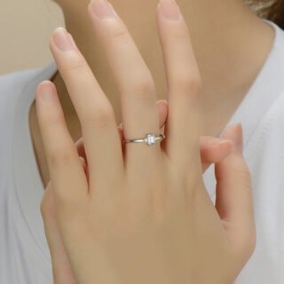 Simple Inlaid Zirconium Rectangular Fashion Special-interest Diamond Ring