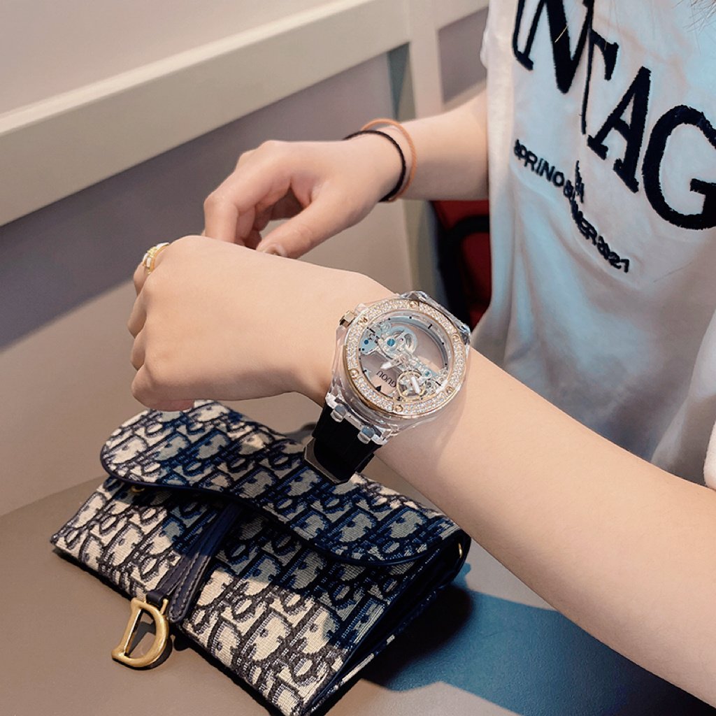 Ladies Fashion Automatic Skeleton Mechanical Watch - Image 3