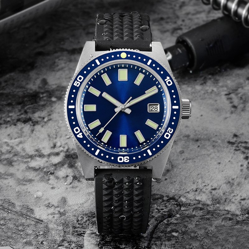 Submersible Mechanical Watch Waterproof Sapphire Bubble Mirror Watch - Image 6