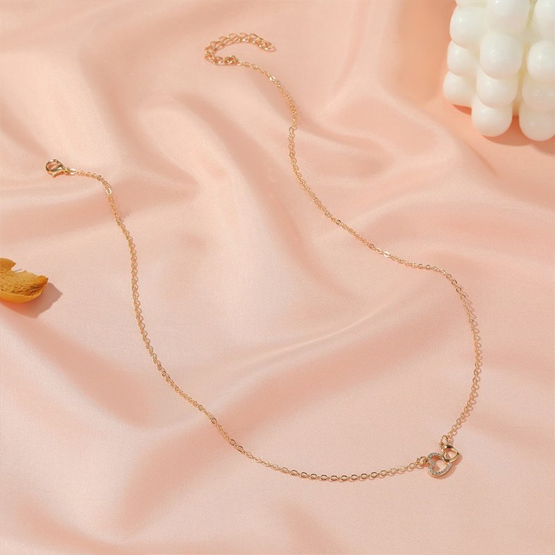 Love Necklace Temperament Double Peach Heart Pendant Clavicle Chain - Image 2