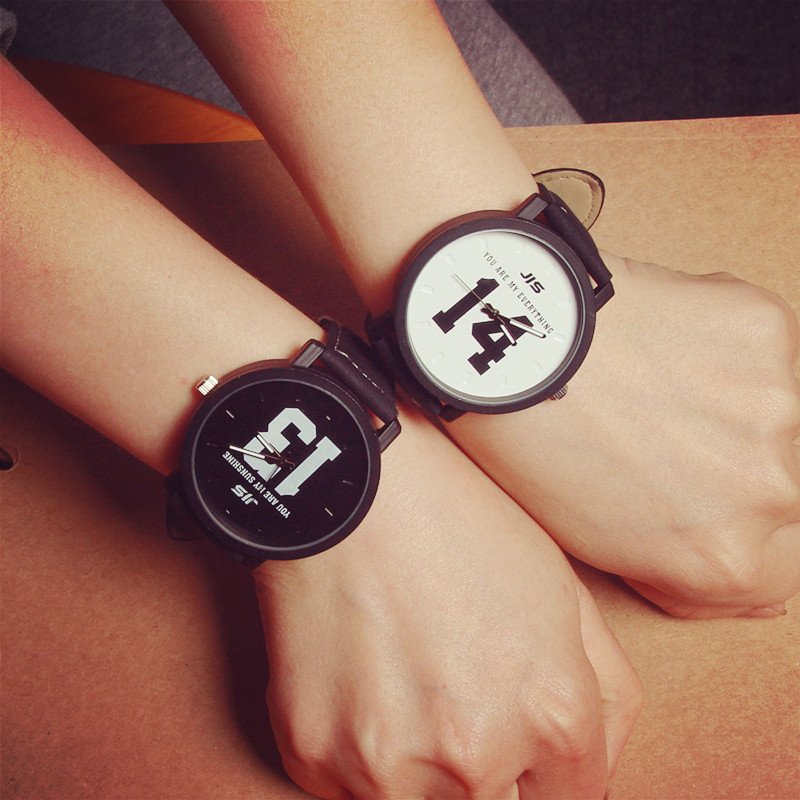 1314 big digital Korean version of the tide Harajuku pair of black and white couple watches Korean fashion street student belt pair table - Image 2