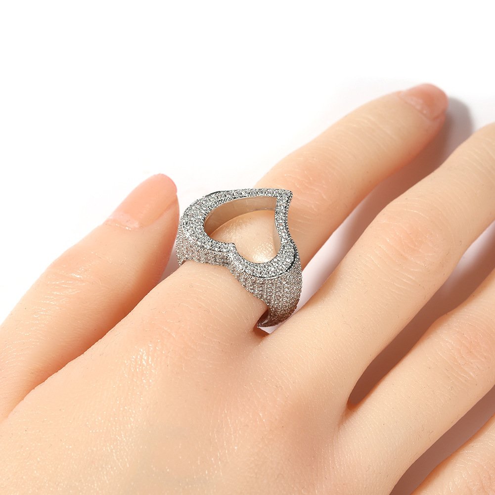 Fashion Personality Hollow Heart Zircon Ring - Image 2