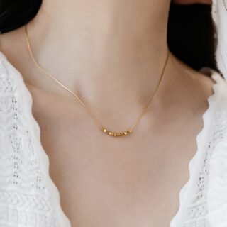 Women's Fashion Simple Small Square Titanium Steel Necklace