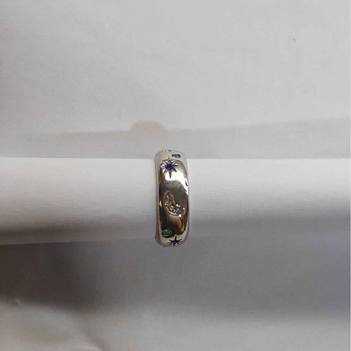 Women's Simple Stylish Moon And The Stars Ring Inlaid With Colorful Zircon - Image 4