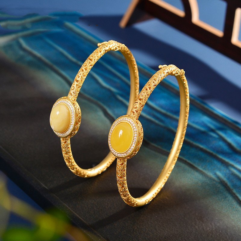 Women's Sterling Silver Vintage Style Antique Gold Plated Bracelet - Image 2