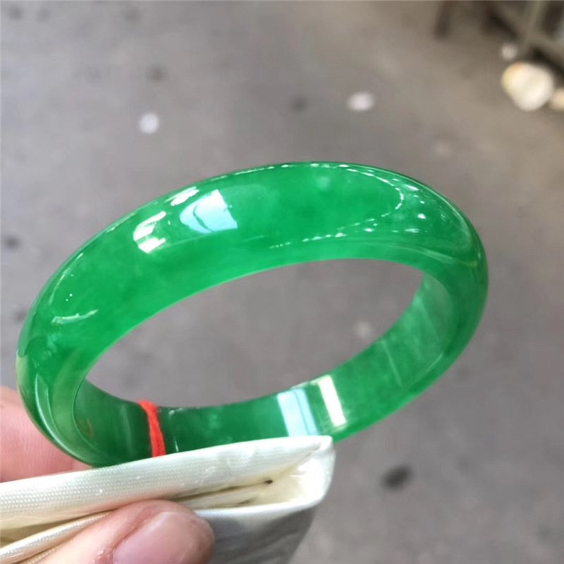 Women's Jade Ice Jadeite Bracelet With Certificate - Image 4