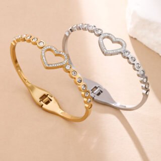 Titanium Steel Heart Love Heart Multi-Diamond Bracelet