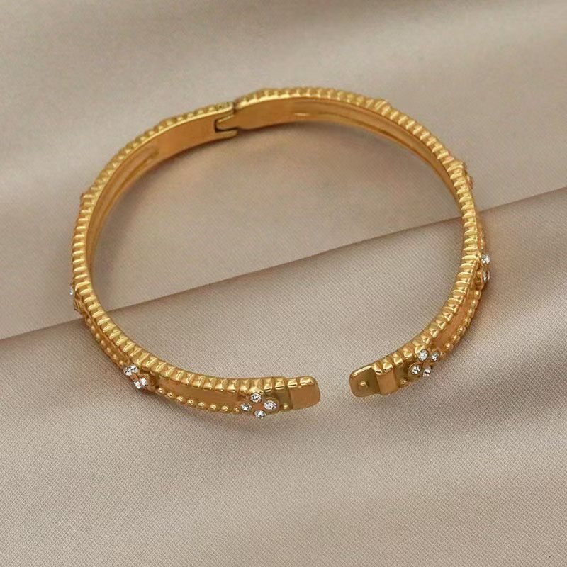Mid-ancient Light Luxury Zircon Bracelet Niche Temperament Women - Image 4