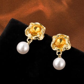French Vintage Crumpled Flower Pearl Earrings