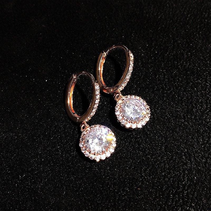 Temperament Fire Colorful Crystals 2 Karat Flower Earrings - Image 2