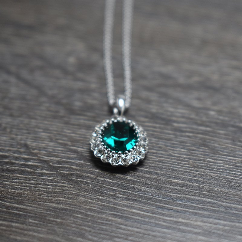 Oval Color Short Clavicle Necklace For Women - Image 7