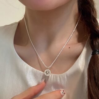 Niche High-grade Six-pointed Star Starry Sky Necklace